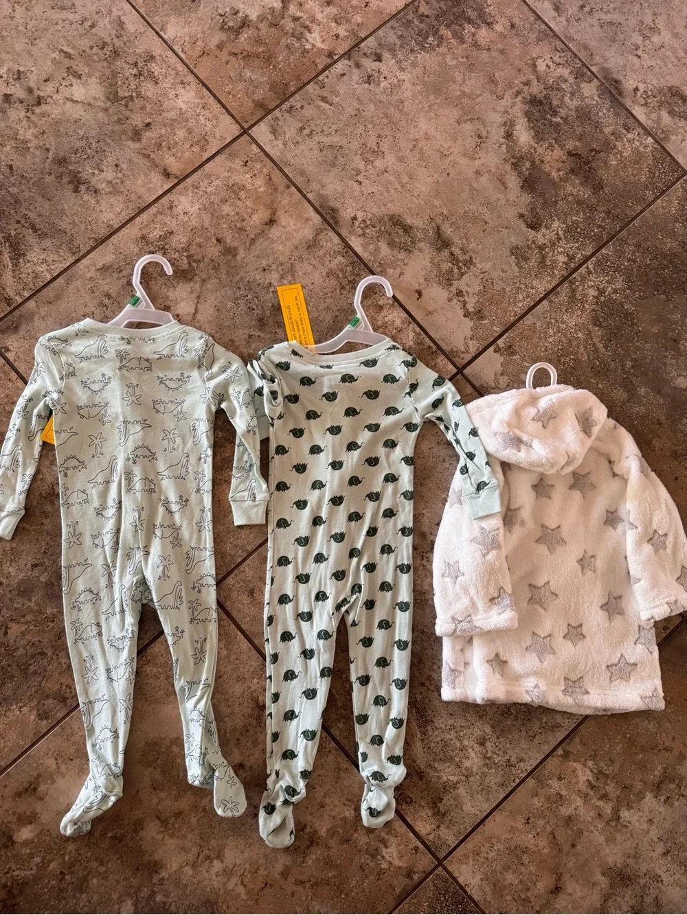 NWT Bundle of (2) lightweight Footie pajamas & (1) super soft bath robe 12-18M